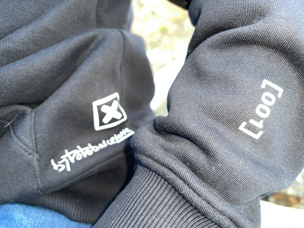 Sudadera negra BonBon Reich (logo detrás)