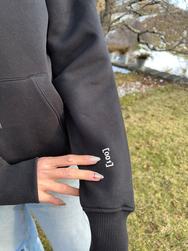 Sudadera negra BonBon Reich (logo en la manga)