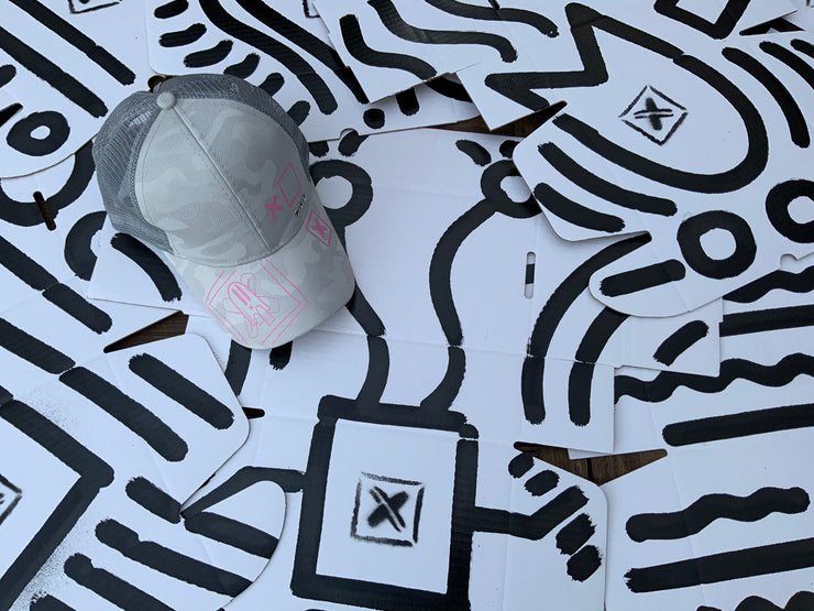 Gorra Mimet Plata en estampado Rosa