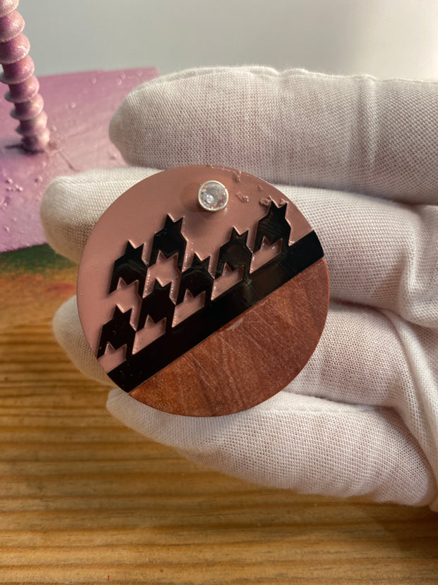 Pata de gallo con madera arbol rosa